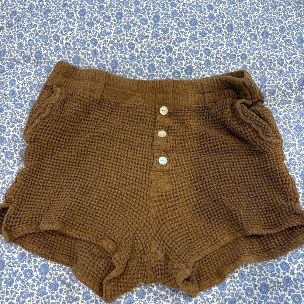 DONNI. lounge shorts